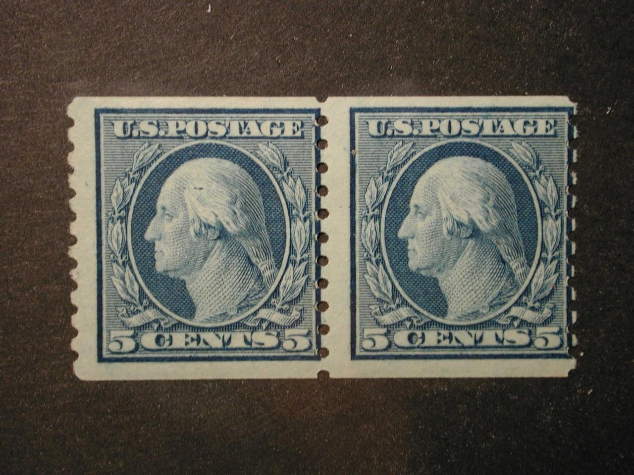 1914 - Blue Pair George Washington 5 Cent Stamp US #447 never hinged