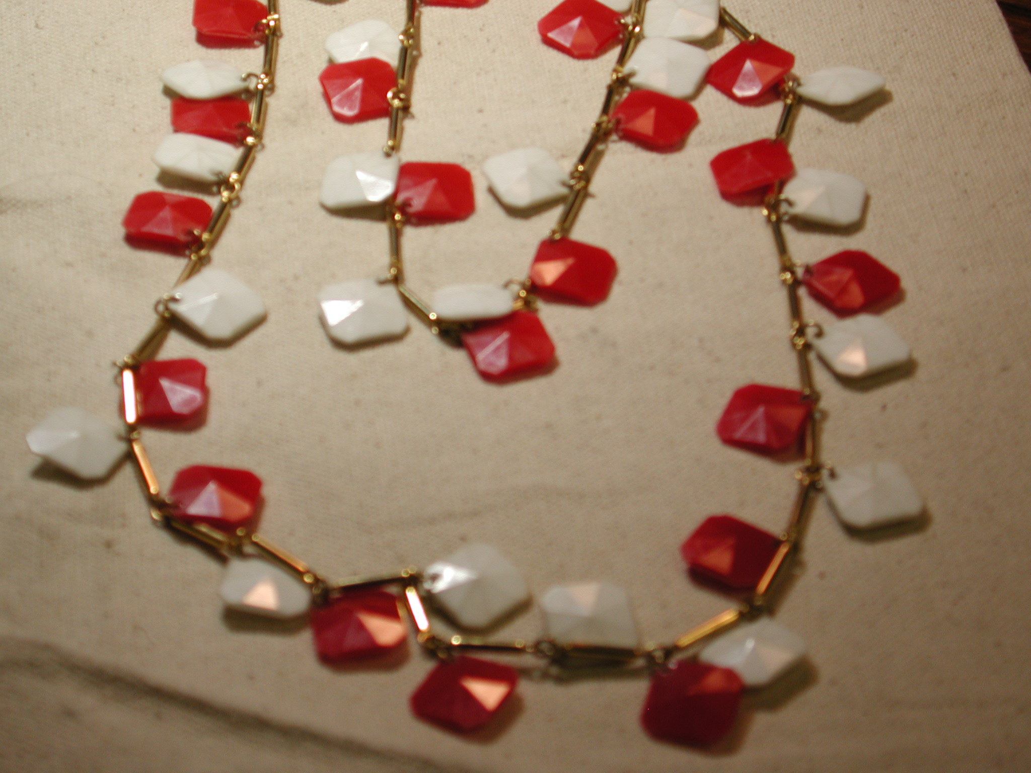 Dramatic 1960's Long 54" Red & White dangling Square Octagonal Plastic & Goldtone Necklace