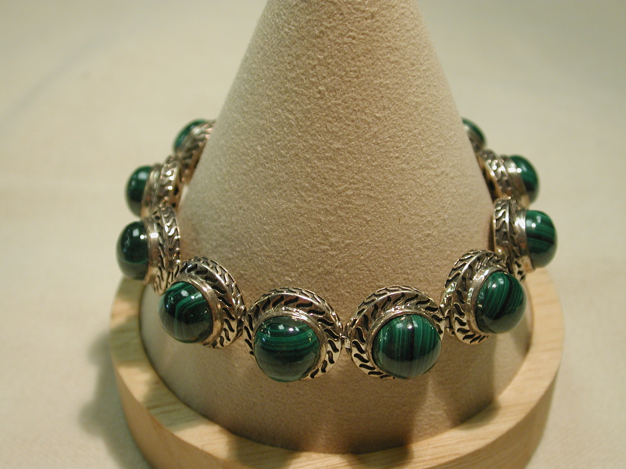 10mm round domed Malachite Sterling Bracelet 7 1/2 inches