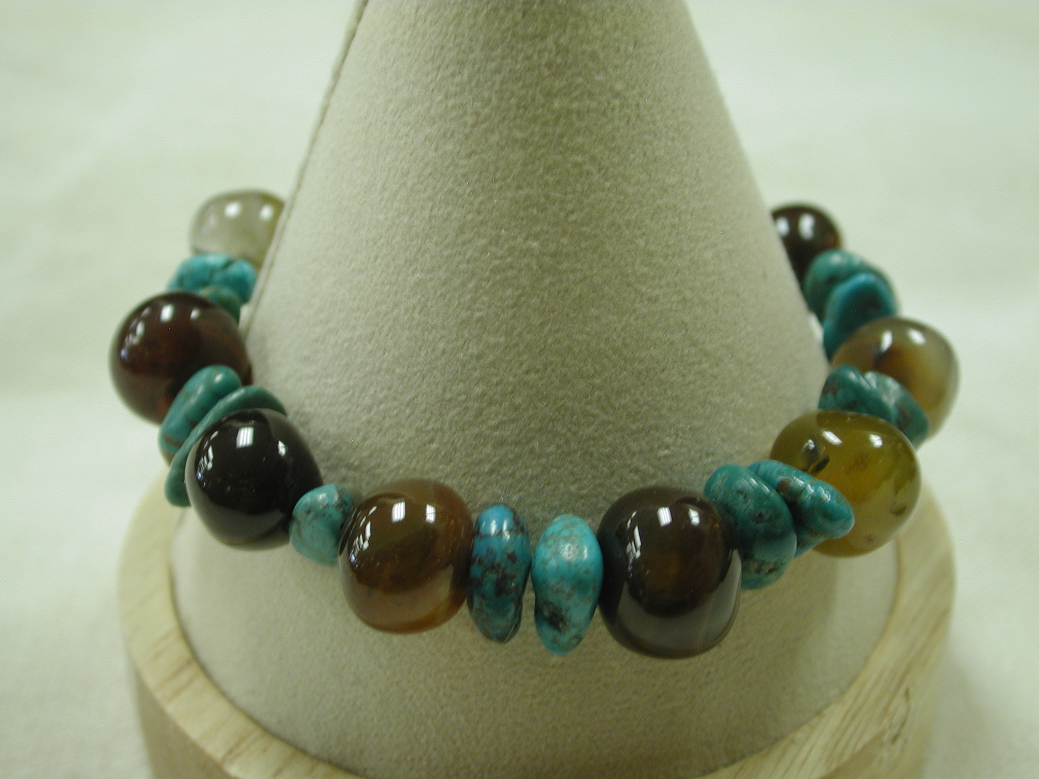 Turquoise Honey Butterscotch Agate Beaded toggle Bracelet 7 1/2 inches