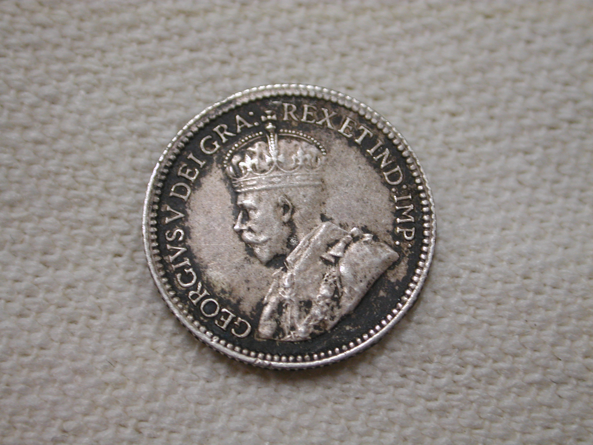 1917 Canada 10 Cents Extra Fine