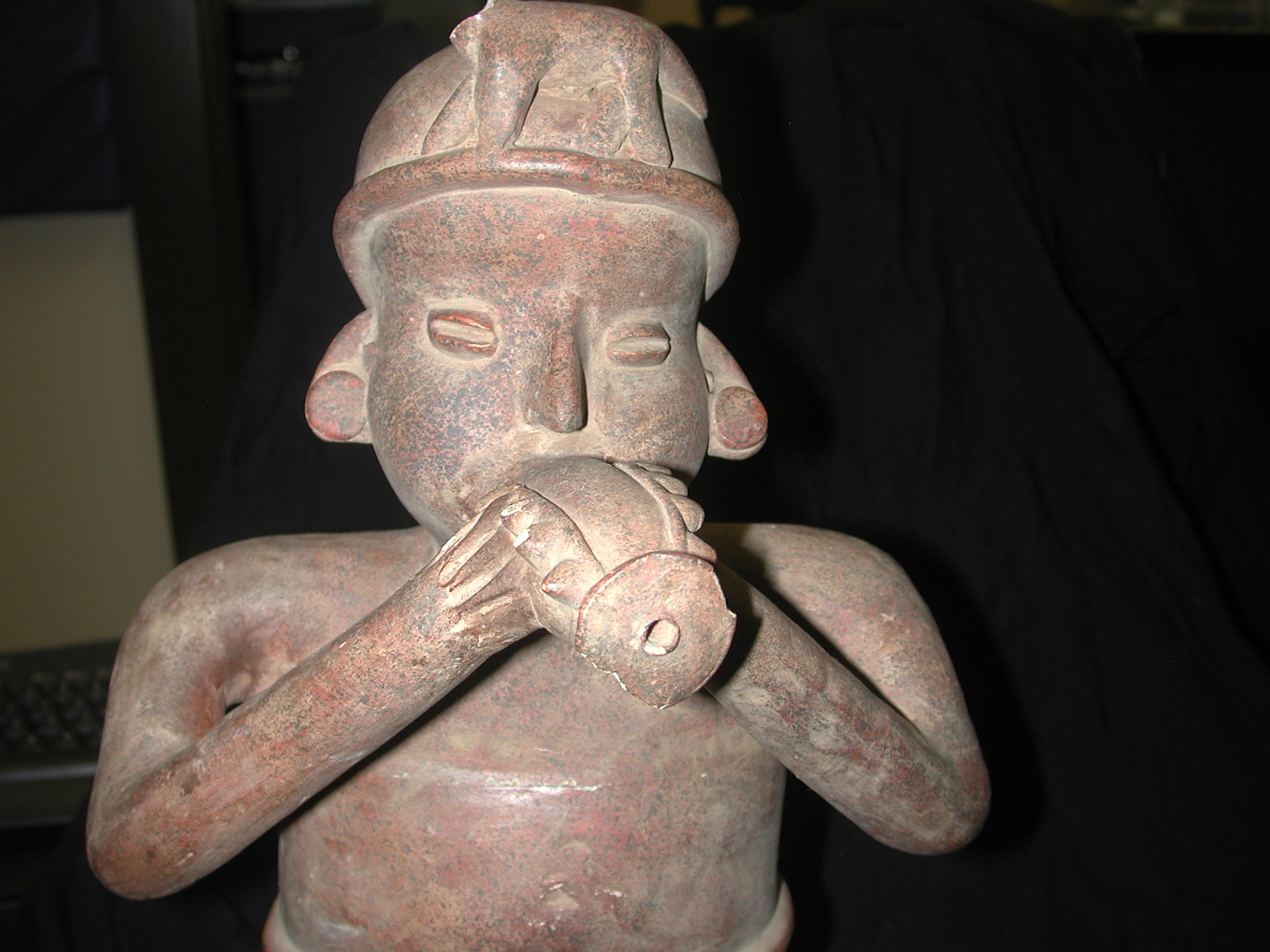 Pre-Columbian 17 inch tall kneeling Male Colima Terracotta blowing horn shell