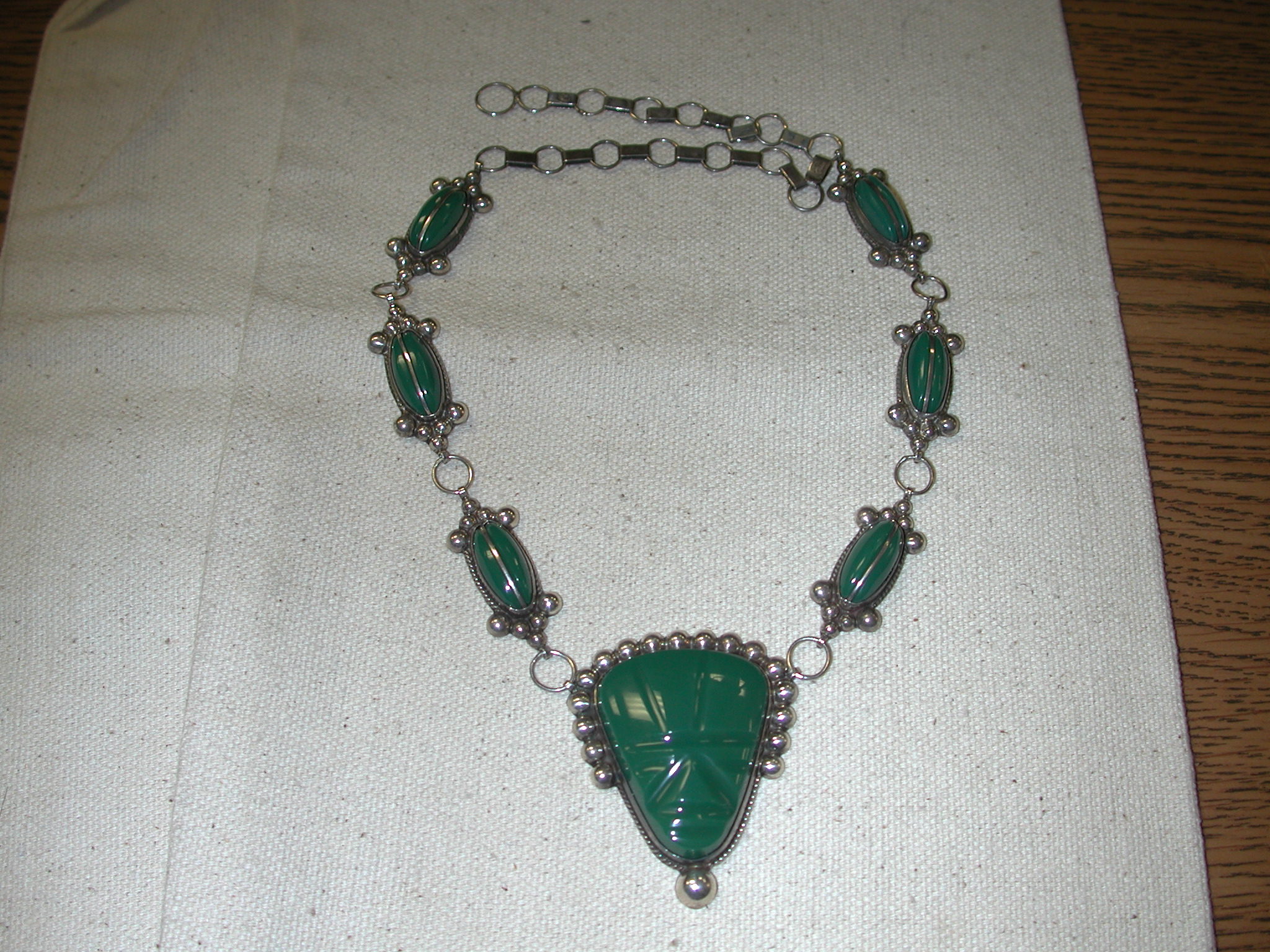 Mexican green stone on sale jewelry