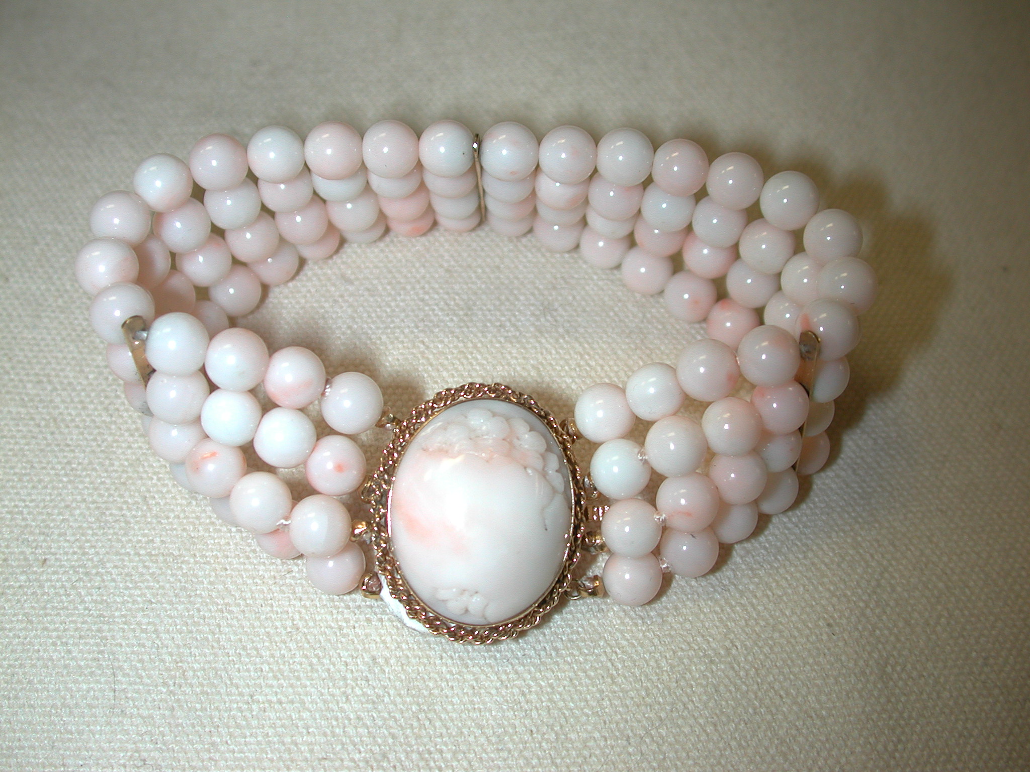 Vintage 14KT Peach and White Coral bead 1" wide Cuff Bracelet 7 1/2