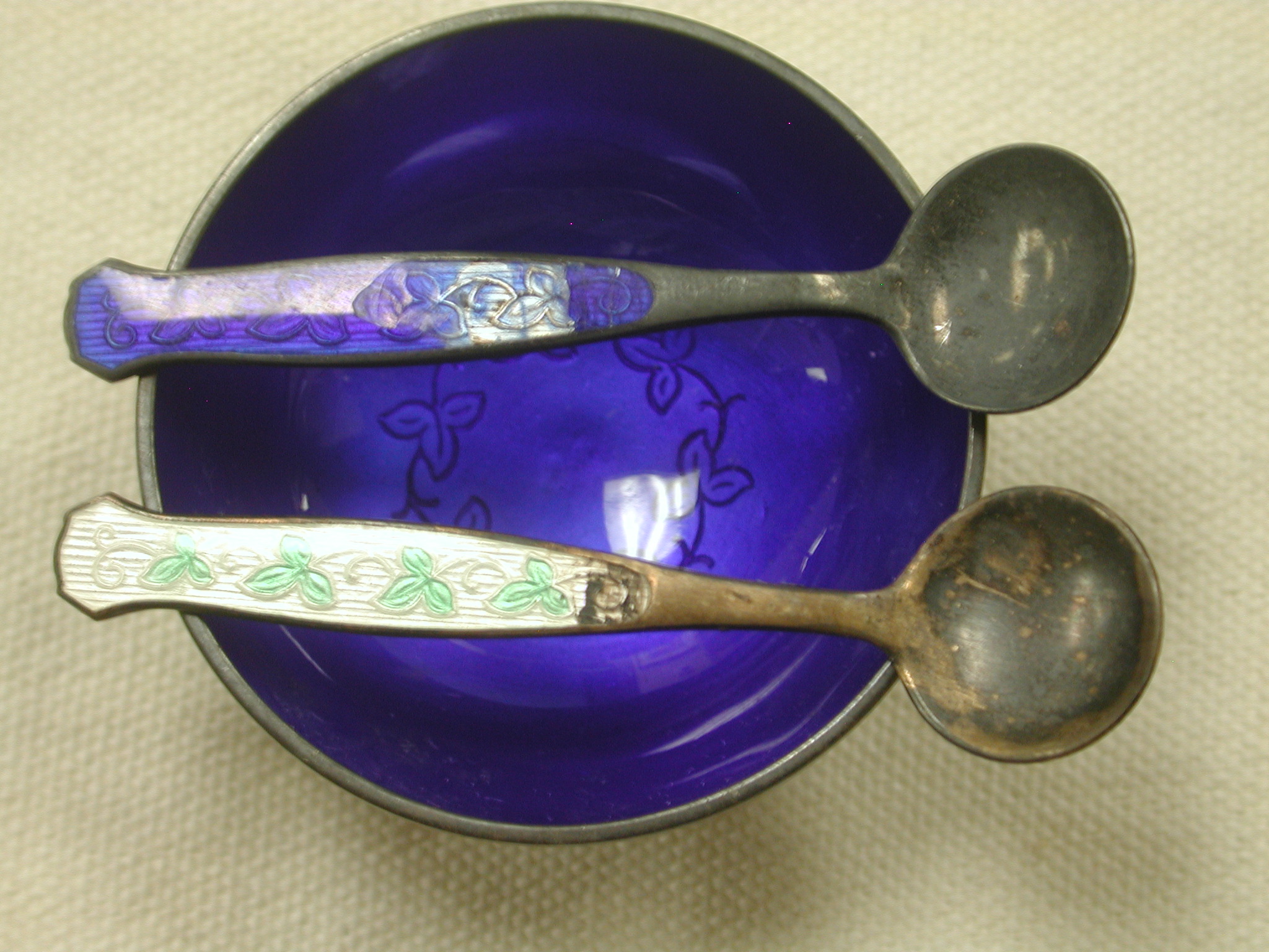 Meka ME and M&N Denmark sterling silver salt cobalt bowl w/ 2 spoons