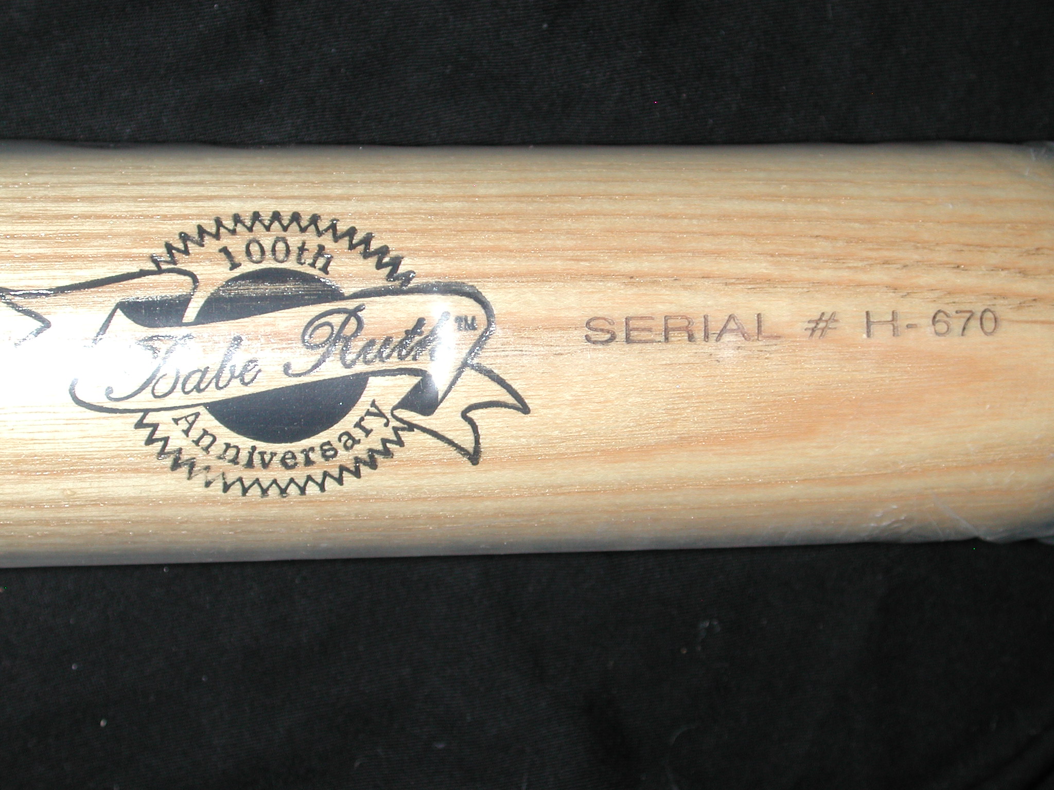 Mickey Mantle Limited Edition Signature Bats Set with Mini Louisville  Slugger Player Model Bat & Trading Card (Sealed)