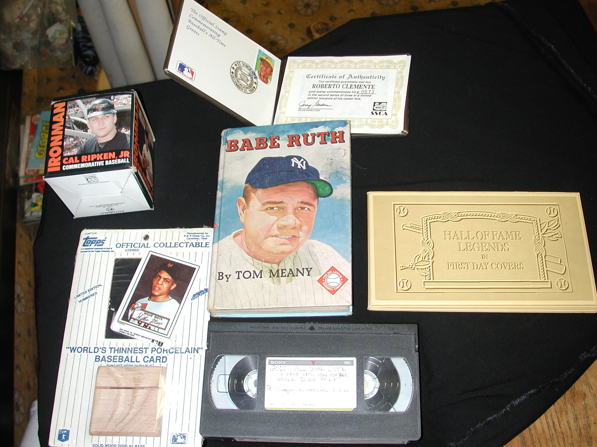 Lot Detail - MICKEY MANTLE AND MICKEY MANTLE JR. DUAL SIGNED COPY