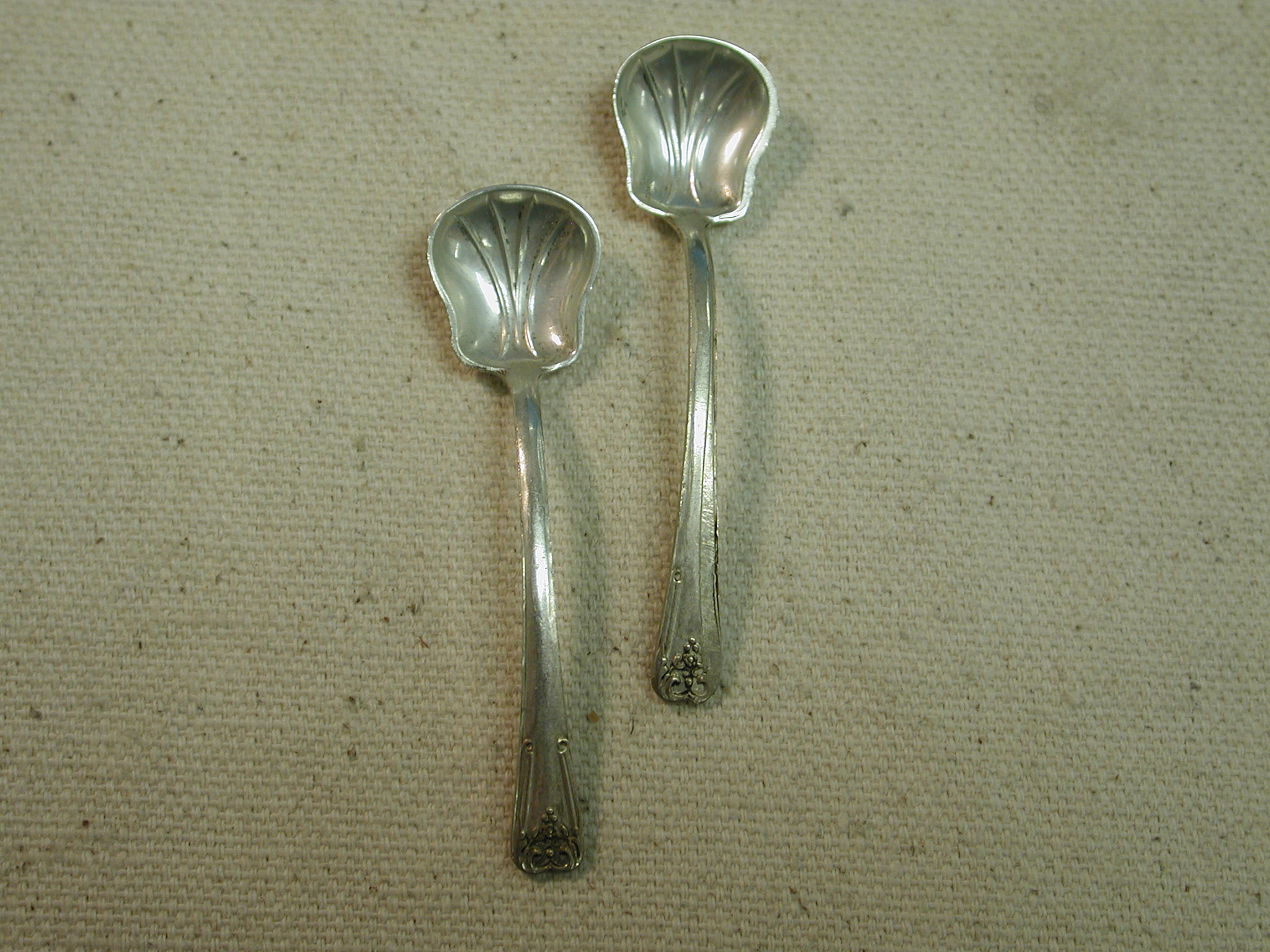 set of 2 Sterling Silver Salt Spoons Sinclair hallmark