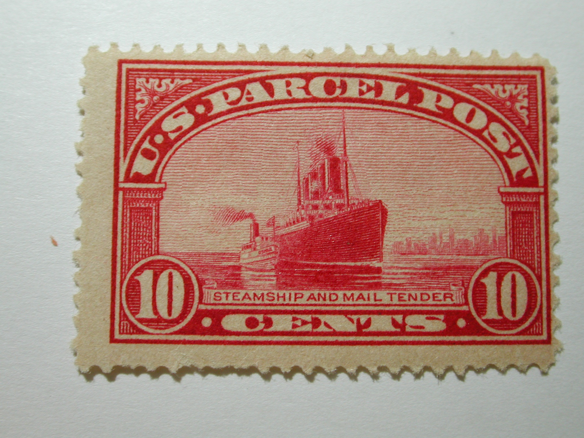 U.S. Scott #Q6 - 10 Cent Parcel Post Steamship Kronprinz Wilhelm 1913 Stamp/Lightly Hinged
