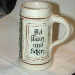 German Beer Stein Green & Ecru small 4″ lovers dancing #466/5