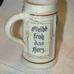 German Beer Stein Green & Ecru small 4″ lovers dancing #466/5