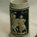 German Beer Stein Green & Ecru small 4″ lovers dancing #466/5