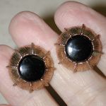 Men’s Vintage Round Goldtone & Black Round Stone Cuff Link