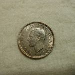 Great Britain 1942 World Coin Three Pence KM #848 ASW .0227 / XF