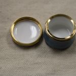 Halcyon Days Enamels Small Decorative box, with cats