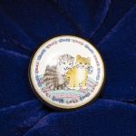 Halcyon Days Enamels Small Decorative box, with cats