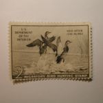 U.S. Stamp Scott #RW18 US Department of Agriculture $2 Migratory Bird Hunting Stamp No Gum with Crease