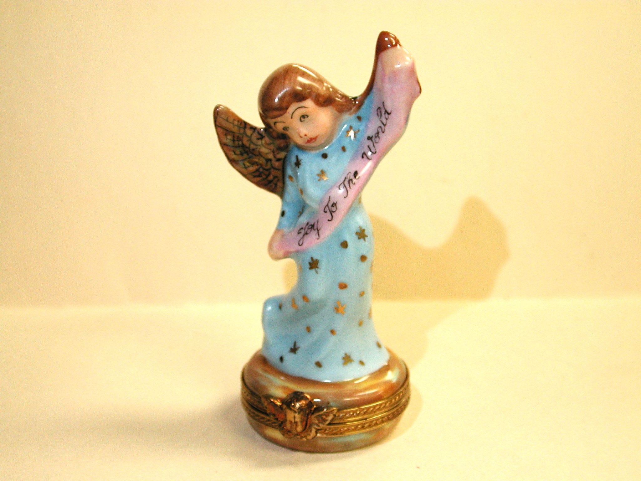 Limoges Joy to the World Angel Peint Main France Box Hand Painted