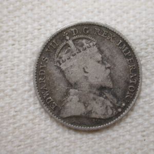 1910 Canada 5 Cents Pointed Leaves Extra Fine