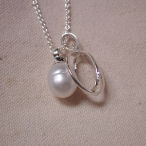 Kailis Oprah Winfrey Sydney commemorative South Sea Pearl Sterling necklace