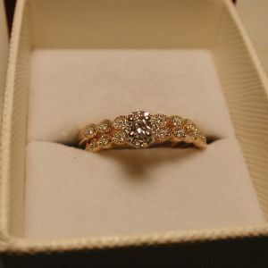 Diamond 1/4 carat yellow gold Engagement set 10KT infinity design