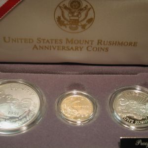 1991 U.S Mount Rushmore Anniversary Gold-Dollar-Half w govt packaging