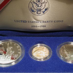 1986 U.S Liberty 3 Piece set Gold, Silver, Half original Govt packaging