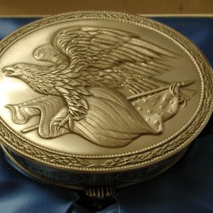 American Freedom Historical Oval Repousse Box Sterling Silver Franklin Mint 1976