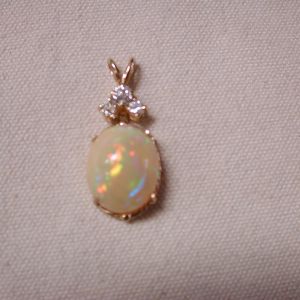 14KT Cabochon Fiery Opal Diamond 10 carats Pendant 28 x 15mm stunning!