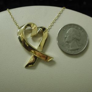 TIFFANY and Co. Paloma Picasso 18K Gold Loving Heart Pendant Necklace LARGE 24"