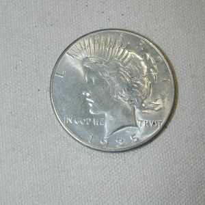 1935-U.S. Peace Silver Dollar-Uncirculated