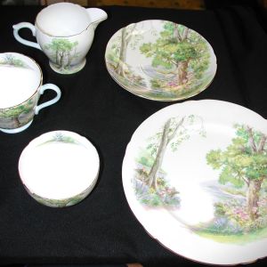 1950's Vintage SHELLEY  England WOODLAND #13348 37 piece luncheon Set