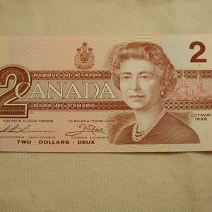 1986 Canada Two Dollar Note Uncirculated