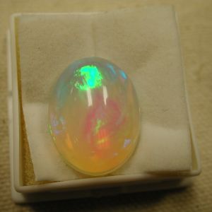 Blue Nile Opal 17.52ct 21x16mm Opal Cabochon