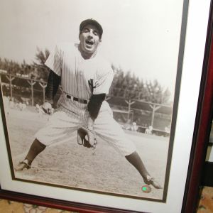 Phil Rizzuto signed sepia Black and White Photo NY Yankees MLB hologram