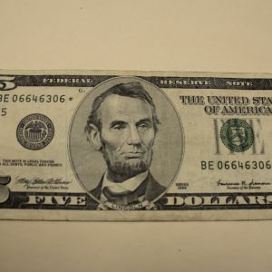 1999 Five Dollar Federal Reserve Note Very Fine