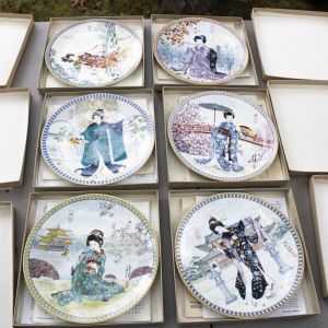 Japanese Geisha Art plates lot of 6 Ketsuzan Kiln 1989-New