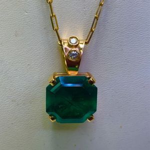 14KT Square Emerald Quartz and Bezel set Diamond 13 carat pendant