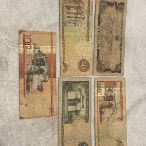 Dominican Republic Lot of 5 Notes circulated 1984-2003-2015